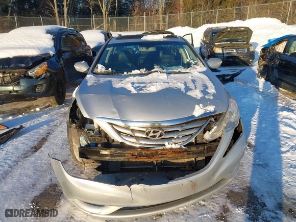 2013 Hyundai Sonata Limited with VIN 5NPEC4AC9DH637281, listed as a IAAI auction lot 41394123 with NaN miles. Bid and sale history available at carsss.com. Image 13.