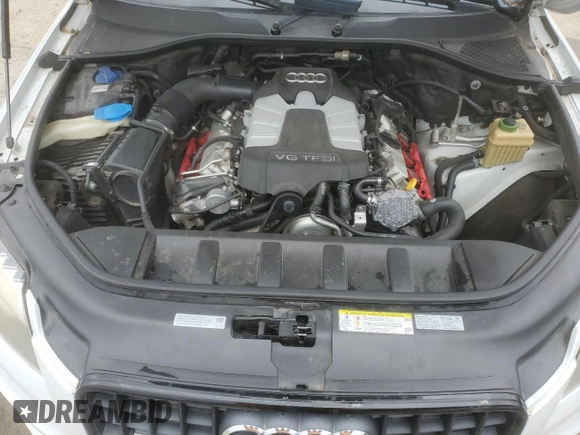 2015 Audi Q7 3.0T S line Prestige with VIN WA1DGAFE4FD032659, listed as a Copart auction lot 49123915 with 189,795 mi miles and Salvage Title. Bid and sale history available at carsss.com. Image 12.