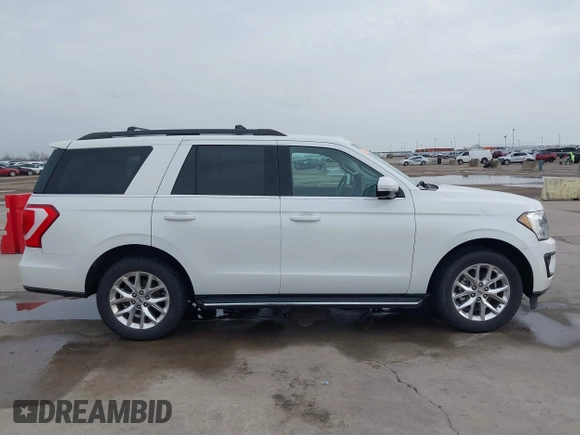 2020 Ford Expedition XLT with VIN 1FMJU1HT0LEA80741, listed as a IAAI auction lot 41714740 with 89,724 mi miles. Bid and sale history available at carsss.com. Image 13.