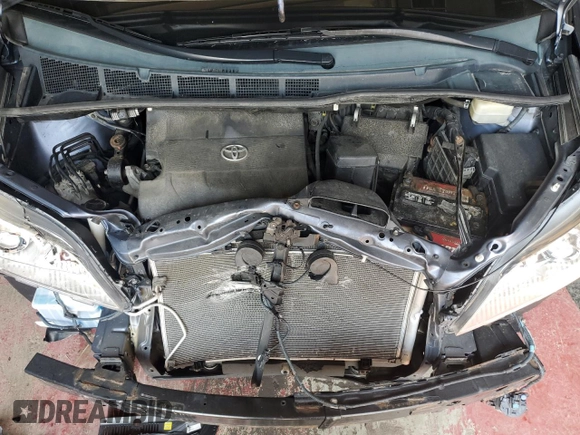 2015 Toyota Sienna Limited z VIN 5TDDK3DCXFS104812, wystawiony jako Copart lot #64131875 z przebiegiem 145 000 mil mil oraz Szkoda całkowita • Salvage title. Historia ofert i sprzedaży dostępna na DreamBid. Obrazek 12.