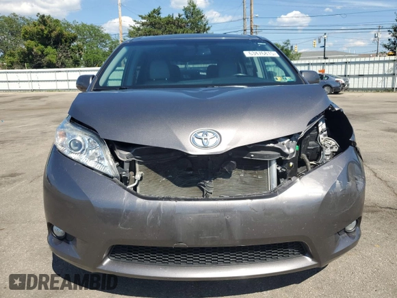 2016 Toyota Sienna Limited с VIN 5TDDK3DC0GS136248, выставлен на аукционе Copart как лот 63476815 с пробегом 131 970 миль миль и Списание • Salvage title. История ставок и продаж доступна на DreamBid. Изображение 5.