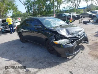 2012 Toyota Corolla L with VIN 2T1BU4EE9CC915917, listed as a IAAI auction lot 42017971 with 86,524 mi miles. Bid and sale history available at carsss.com. Image 1.