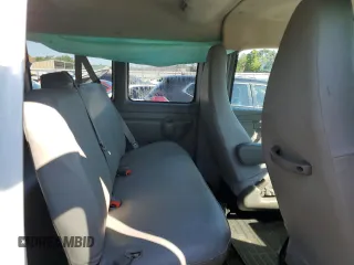 2018 GMC Savana z VIN 1GJW7FFG0J1191436, wystawiony jako Copart lot #66725564 z przebiegiem Nie podano mil oraz Szkoda całkowita • Salvage title. Historia ofert i sprzedaży dostępna na DreamBid. Obrazek 11.