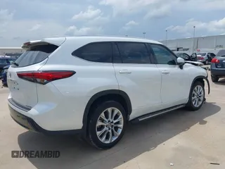 2023 Toyota Highlander L with VIN 5TDKDRAH4PS032141, listed as a IAAI auction lot 42476982 with 24,327 mi miles and . Bid and sale history available at DreamBid. Image 4.