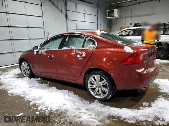 2012 Volvo S60 T6 with VIN YV1902FH0C2140987, listed as a Copart auction lot 44178225 with 70,581 mi miles and Salvage Title. Bid and sale history available at carsss.com. Image 2.