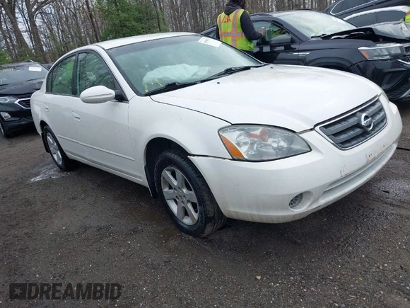 2002 Nissan Altima S with VIN 1N4AL11D72C138368, listed as a IAAI auction lot 41948552 with 242,060 mi miles. Bid and sale history available at carsss.com. Image 1.