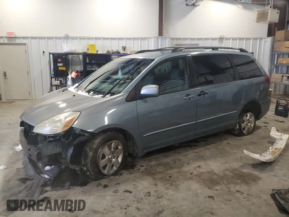 2005 Toyota Sienna XLE with VIN 5TDZA22C25S247726, listed as a Copart auction lot 45957875 with 231,902 mi miles and Salvage Title. Bid and sale history available at carsss.com. Image 1.