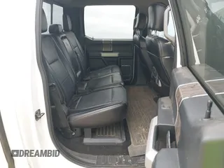 2018 Ford Super Duty F-250 SRW XL with VIN 1FT7W2BT0JEB65096, listed as a IAAI auction lot 41685411 with 124,359 mi miles. Bid and sale history available at carsss.com. Image 8.