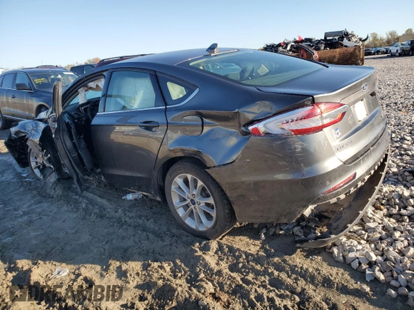 2020 Ford Fusion SE with VIN 3FA6P0HDXLR147336, listed as a Copart auction lot 79800464 with Not Provided miles and Salvage Title. Bid and sale history available at carsss.com. Image 2.