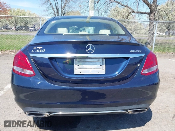 2015 Mercedes-Benz C 300 with VIN 55SWF4JB7FU059751, listed as a IAAI auction lot 42039373 with 59,625 mi miles and . Bid and sale history available at DreamBid. Image 16.