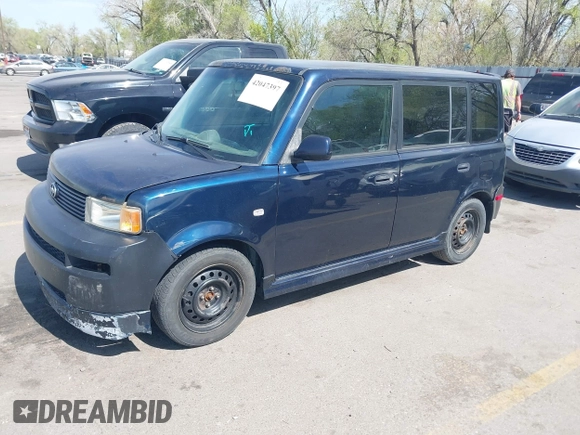 2005 Scion xB with VIN JTLKT334550197985, listed as a IAAI auction lot 42047397 with 250,302 mi miles. Bid and sale history available at carsss.com. Image 2.