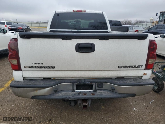 2003 Chevrolet Silverado 1500 LT with VIN 2GCEC19T531220694, listed as a Copart auction lot 43007935 with 253,208 mi miles and Salvage Title. Bid and sale history available at carsss.com. Image 6.