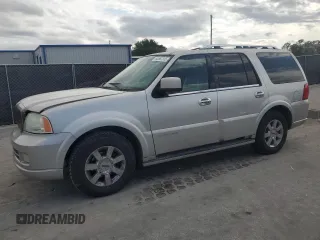 2006 Lincoln Navigator Luxury with VIN 5LMFU27596LJ20844, listed as a Copart auction lot 52567315 with 226,041 mi miles and Salvage Title. Bid and sale history available at carsss.com. Image 1.