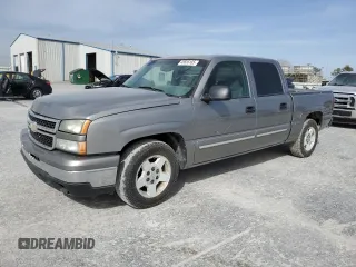 2006 Chevrolet Silverado 1500 LT1 with VIN 2GCEC13T061142967, listed as a Copart auction lot 48555185 with 270,026 mi miles and Clean Title. Bid and sale history available at carsss.com. Image 1.