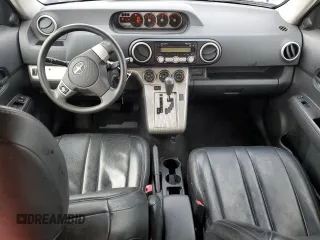 2009 Scion xB z VIN JTLKE50E991069963, wystawiony jako Copart lot #54405705 z przebiegiem 77 317 mil mil oraz Szkoda całkowita • Salvage title. Historia ofert i sprzedaży dostępna na DreamBid. Obrazek 8.