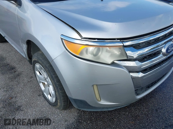 2011 Ford Edge Limited with VIN 2FMDK3KC2BBA02771, listed as a IAAI auction lot 41912552 with 211,747 mi miles. Bid and sale history available at carsss.com. Image 6.