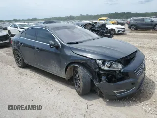 2014 Volvo S60 T6 with VIN YV1902FH9E2281527, listed as a Copart auction lot 60855454 with 0 mi miles and Salvage Title. Bid and sale history available at carsss.com. Image 4.