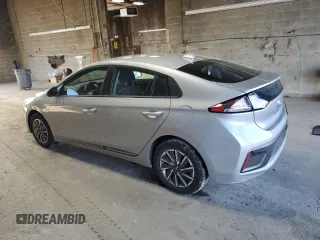 2020 Hyundai Ioniq SE with VIN KMHC75LJ2LU060719, listed as a Copart auction lot 81160044 with 44,770 mi miles and Salvage title. Bid and sale history available at DreamBid. Image 2.