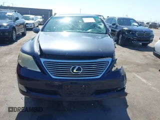 2007 Lexus LS 460 z VIN JTHBL46F175021907, wystawiony jako IAAI lot #42353354 z przebiegiem Nie podano mil oraz . Historia ofert i sprzedaży dostępna na DreamBid. Obrazek 13.