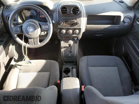 2017 Jeep Patriot Latitude with VIN 1C4NJPFB4HD102927, listed as a Copart auction lot 49469325 with 84,335 mi miles and Salvage Title. Bid and sale history available at DreamBid. Image 8.