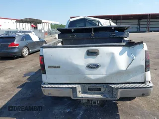 2005 Ford F-150 XLT z VIN 1FTPW14595KD49565, wystawiony jako IAAI lot #42587713 z przebiegiem 360 588 mil mil oraz . Historia ofert i sprzedaży dostępna na DreamBid. Obrazek 17.