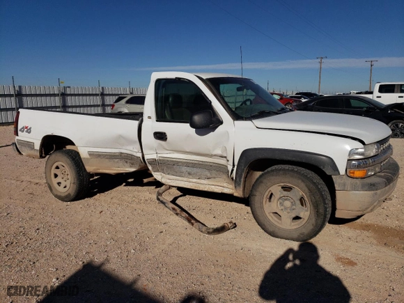 2002 Chevrolet Silverado 1500 LS with VIN 1GCEK14V02Z205165, listed as a Copart auction lot 84061264 with 272,608 mi miles and Salvage Title. Bid and sale history available at carsss.com. Image 4.