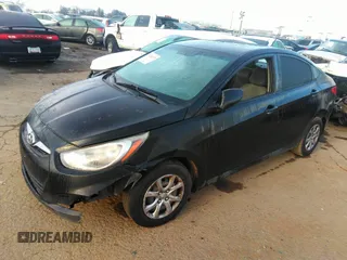 2013 Hyundai Accent GLS with VIN KMHCT4AE3DU284644, listed as a IAAI auction lot 35066001 with 0 mi miles. Bid and sale history available at carsss.com. Image 2.