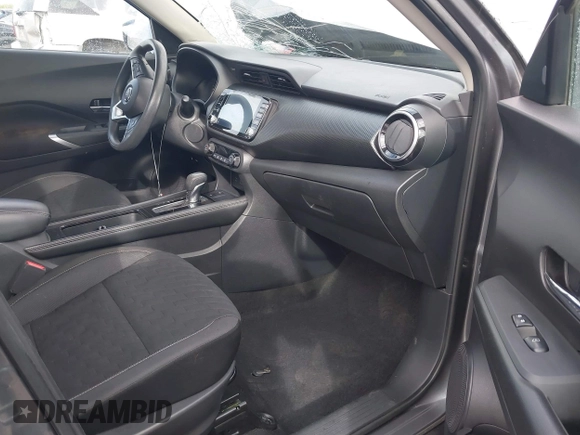 2021 Nissan Kicks SV with VIN 3N1CP5CV2ML477506, listed as a IAAI auction lot 41736063 with 68,872 mi miles. Bid and sale history available at carsss.com. Image 5.
