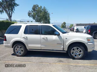 2007 Ford Explorer Limited с VIN 1FMEU75897UA35586, выставлен на аукционе IAAI как лот 42660077 с пробегом 135 507 миль миль и . История ставок и продаж доступна на DreamBid. Изображение 13.