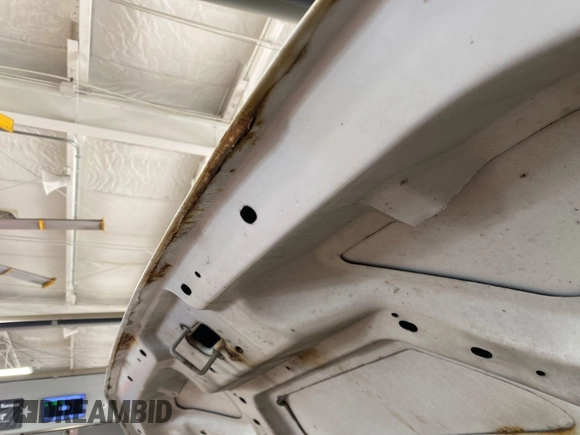 2014 Chevrolet Express Cargo Van with VIN 1GCWGFBA5E1170564, listed as a IAAI auction lot 42169178 with 157,974 mi miles. Bid and sale history available at carsss.com. Image 1.