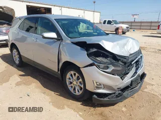 2020 Chevrolet Equinox LT with VIN 2GNAXKEV5L6235688, listed as a IAAI auction lot 41731406 with 30,698 mi miles. Bid and sale history available at carsss.com. Image 1.