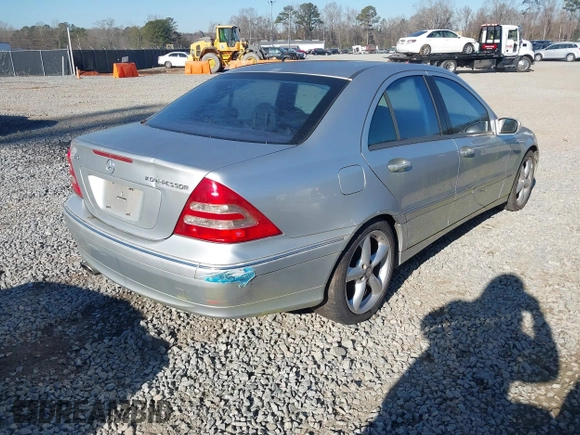 2004 Mercedes-Benz C 230 Kompressor with VIN WDBRF40J24F509692, listed as a IAAI auction lot 41350275 with 210,624 mi miles and . Bid and sale history available at DreamBid. Image 4.