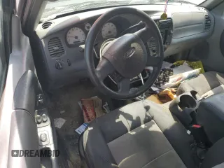 2005 Ford Ranger XL with VIN 1FTYR11U95PA74645, listed as a Copart auction lot 61814985 with 204,878 mi miles and Clean title. Bid and sale history available at DreamBid. Image 8.