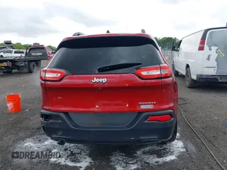 2016 Jeep Cherokee Sport with VIN 1C4PJLAB9GW302925, listed as a IAAI auction lot 42206944 with 133,950 mi miles and . Bid and sale history available at DreamBid. Image 17.