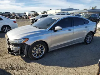 2017 Ford Fusion SE z VIN 3FA6P0H75HR399075, wystawiony jako Copart lot #41535395 z przebiegiem 120 056 mil mil oraz Szkoda całkowita • Salvage title. Historia ofert i sprzedaży dostępna na DreamBid. Obrazek 1.