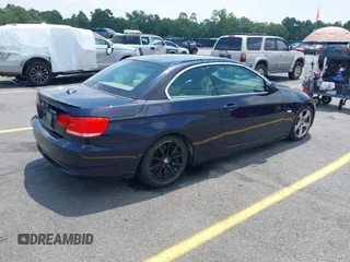 2009 BMW 3 Series 328i with VIN WBAWR335X9P461121, listed as a IAAI auction lot 42685056 with 144,589 mi miles and . Bid and sale history available at DreamBid. Image 4.