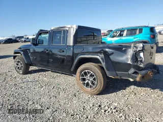 2024 Jeep Gladiator Sport S with VIN 1C6HJTAG3RL105132, listed as a Copart auction lot 48701215 with 576 mi miles and Salvage title. Bid and sale history available at DreamBid. Image 2.