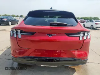 2021 Ford Mustang Mach-E Premium z VIN 3FMTK3SU5MMA03399, wystawiony jako Copart lot #62532305 z przebiegiem 50 427 mil mil oraz Szkoda całkowita • Salvage title. Historia ofert i sprzedaży dostępna na DreamBid. Obrazek 6.