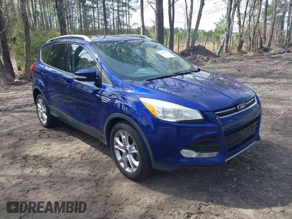 2014 Ford Escape Titanium with VIN 1FMCU9J94EUC38996, listed as a IAAI auction lot 41952267 with 211,375 mi miles. Bid and sale history available at carsss.com. Image 1.