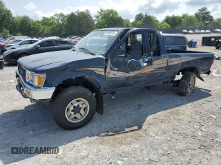1990 Toyota Pickup SR5 with VIN JT4VN13G4L5018921, listed as a Copart auction lot 59959545 with 211,552 mi miles and Clean title. Bid and sale history available at DreamBid. Image 1.