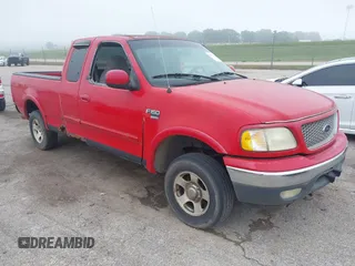 1999 Ford F-150 XL z VIN 1FTRX18L5XNA88483, wystawiony jako IAAI lot #42717246 z przebiegiem 251 723 mil mil oraz . Historia ofert i sprzedaży dostępna na DreamBid. Obrazek 1.