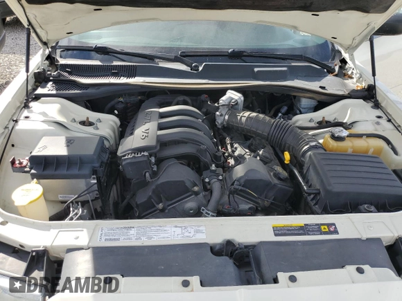 2005 Chrysler 300 with VIN 2C3JA43R25H616700, listed as a Copart auction lot 72081044 with 143,129 mi miles and Salvage Title. Bid and sale history available at carsss.com. Image 11.