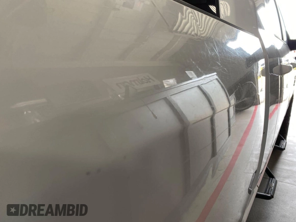 2015 Ram 2500 SLT with VIN 3C6UR5ML4FG582155, listed as a IAAI auction lot 42730160 with 280,655 mi miles and . Bid and sale history available at DreamBid. Image 1.
