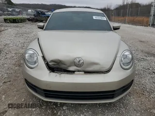 2012 Volkswagen Beetle 2.5L with VIN 3VWJX7AT1CM665781, listed as a Copart auction lot 44355865 with 107,455 mi miles and Clean Title. Bid and sale history available at carsss.com. Image 5.