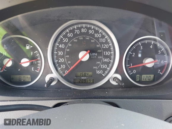 2005 Chrysler Crossfire Limited z VIN 1C3AN65L65X057205, wystawiony jako IAAI lot #41878855 z przebiegiem 209 199 mil mil oraz . Historia ofert i sprzedaży dostępna na DreamBid. Obrazek 7.