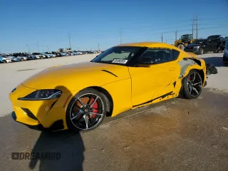2020 Toyota Supra 3.0 z VIN WZ1DB4C03LW034032, wystawiony jako Copart lot #46496385 z przebiegiem 26 119 mil mil oraz Czysty tytuł • Clean title. Historia ofert i sprzedaży dostępna na DreamBid. Obrazek 1.