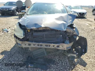 2013 Ford Focus SE with VIN 1FADP3K22DL381079, listed as a Copart auction lot 43721715 with 132,834 mi miles and Salvage Title. Bid and sale history available at carsss.com. Image 5.