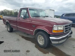 1996 Ford F-150 z VIN 1FTEF15N0TLA02185, wystawiony jako Copart lot #51459355 z przebiegiem 229 421 mil mil oraz Szkoda całkowita • Salvage title. Historia ofert i sprzedaży dostępna na DreamBid. Obrazek 4.