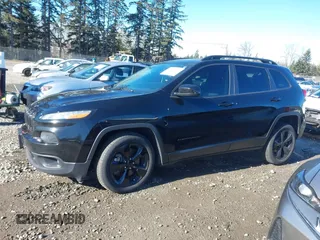 2018 Jeep Cherokee Latitude with VIN 1C4PJLCX9JD612018, listed as a IAAI auction lot 41526139 with 68,748 mi miles and . Bid and sale history available at DreamBid. Image 15.