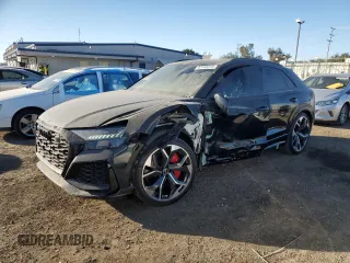 2023 Audi RS Q8 z VIN WU1ARBF15PD011202, wystawiony jako Copart lot #82152314 z przebiegiem 34 228 mil mil oraz Szkoda całkowita • Salvage title. Historia ofert i sprzedaży dostępna na DreamBid. Obrazek 1.